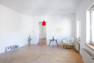 Wohn-Esszimmer Eigentumswohnung Berlin Mitte Anklamer Straße Schwarz Immobilien 