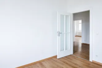 Wohnung kaufen Berlin Stalinbauten Frankfurter Allee 2 Zimmer mit Loggia