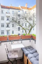 Wohnung kaufen berlin prenzlauer Berg schivelbeiner Straße schwarz immobilien