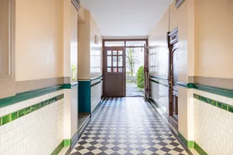 Wohnung kaufen berlin prenzlauer Berg schivelbeiner Straße schwarz immobilien