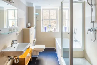 Wohnung kaufen berlin prenzlauer berg heinrich-roller-straße winskiez schwarz immobilien