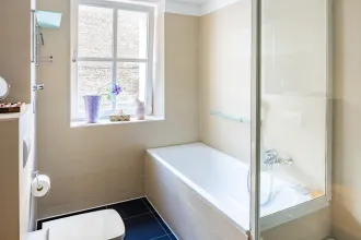 Wohnung kaufen berlin prenzlauer berg heinrich-roller-straße winskiez schwarz immobilien