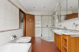 haus kaufen berlin Wittenau Reinickendorf Doppelhaus engelroder weg schwarz immobilien