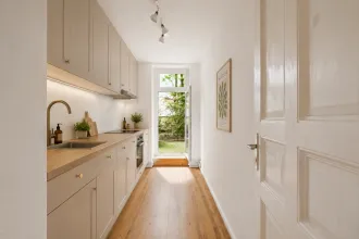 Wohnung kaufen berlin prenzlauer berg winskiez chodowieckistraße berlin eigentumswohnung terrasse groß Familienwohnung bezugsfrei schwarz Immobilien