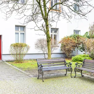 Wohnung kaufen berlin prenzlauer Berg schivelbeiner Straße schwarz immobilien