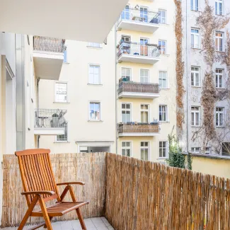 Wohnung kaufen berlin prenzlauer berg heinrich-roller-straße winskiez schwarz immobilien