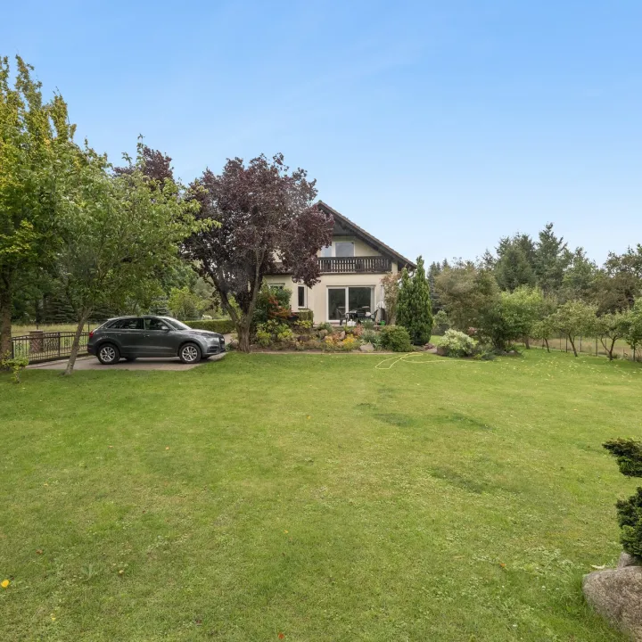 haus kaufen Rheinsberg wallitz Einfamilienhaus Feld garten 