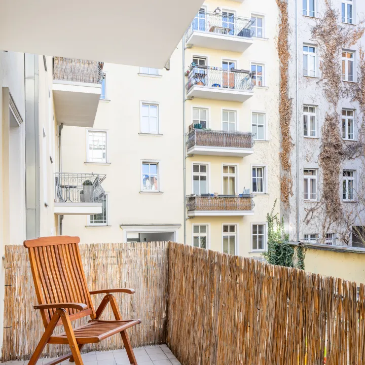 Wohnung kaufen berlin prenzlauer berg heinrich-roller-straße winskiez schwarz immobilien