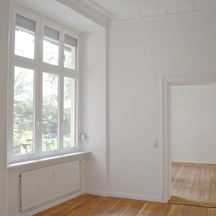 5-Zimmer-Altbauklassiker mit Gemeinschaftsgarten